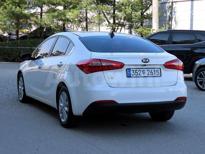 Kia K3 2015 — 3