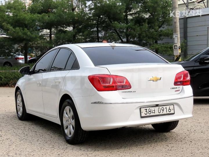 Chevrolet Cruze 2016 — 3