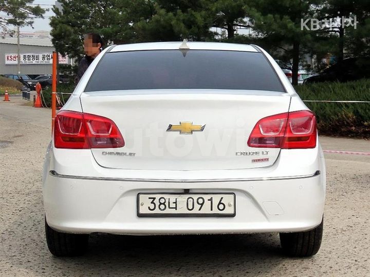 Chevrolet Cruze 2016 — 4