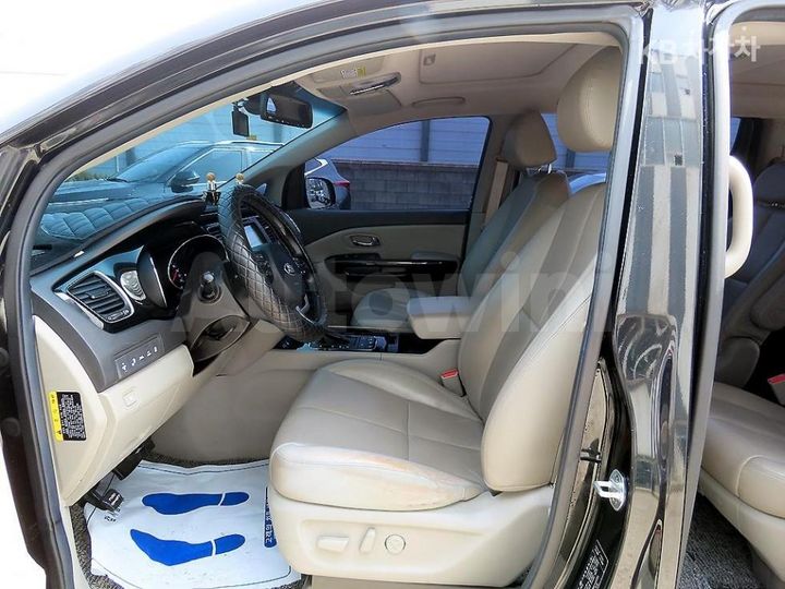 Kia Carnival 2016 — 5