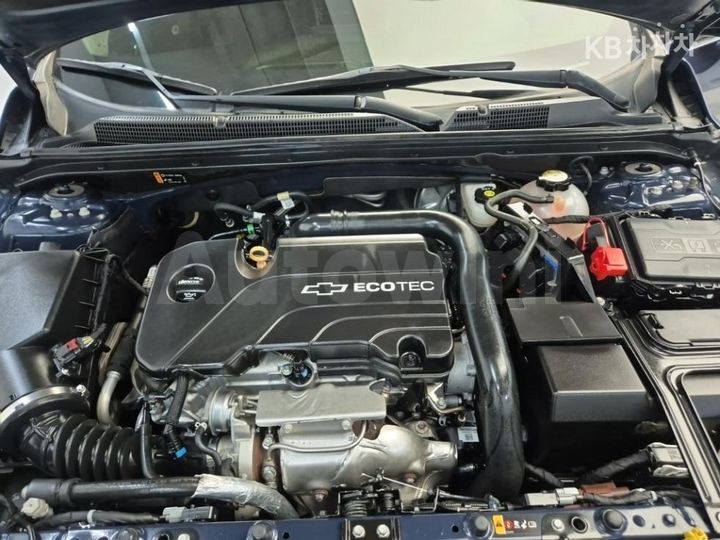 Chevrolet Malibu 2018 — 5