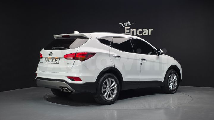 Hyundai SantaFe 2018 — 2