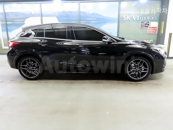 Infiniti Q 2017 — 3