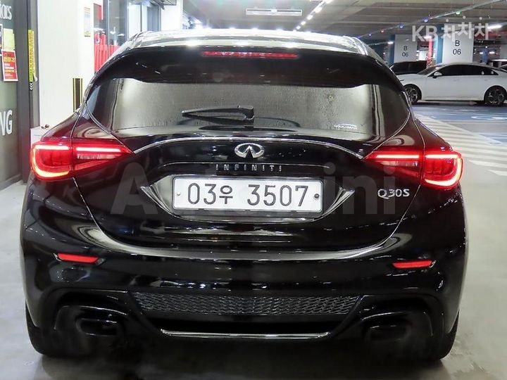 Infiniti Q 2017 — 5