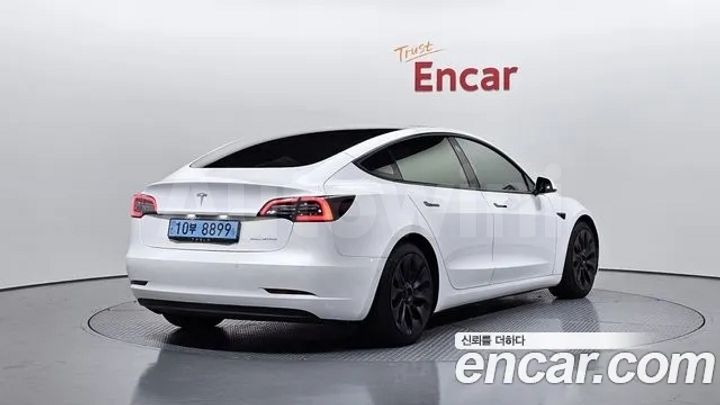 Tesla Model 3 2021 — 3