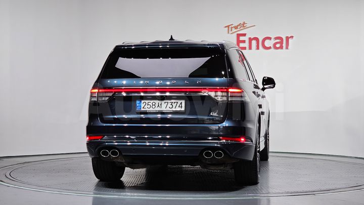 Lincoln Aviator 2020 — 4