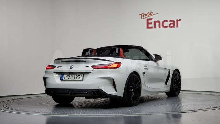 BMW Z4 2021 — 2