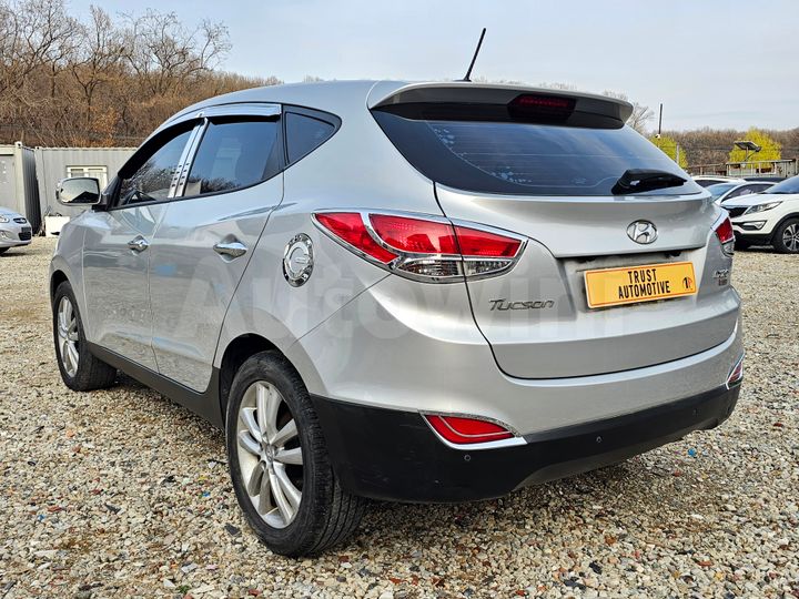 Hyundai Tucson 2010 — 5