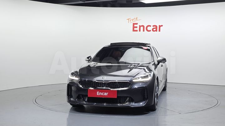 Kia Stinger 2018 — 3