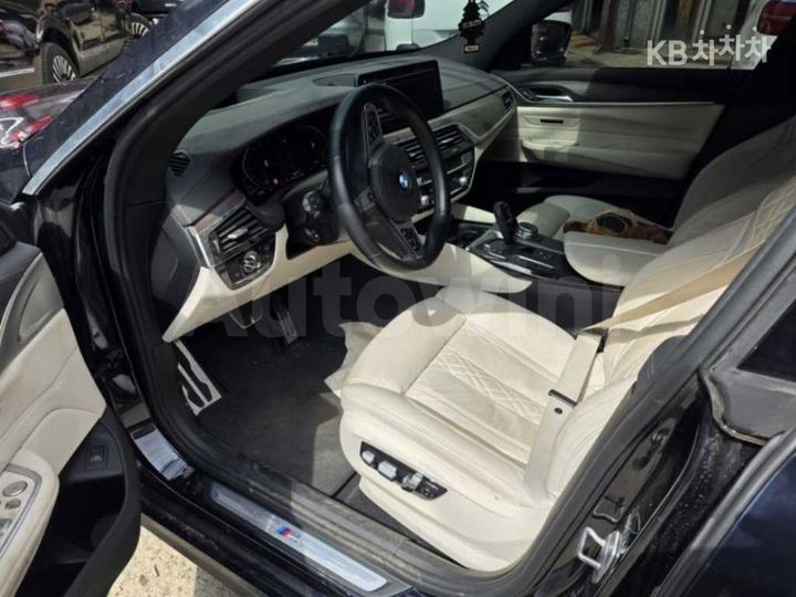 BMW Gran Turismo 2021 — 3