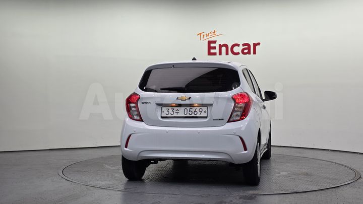 Chevrolet Spark 2017 — 4