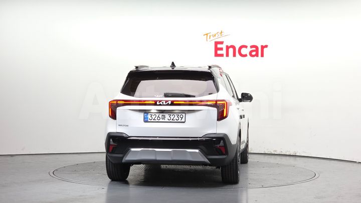 Kia Seltos 2024 — 4