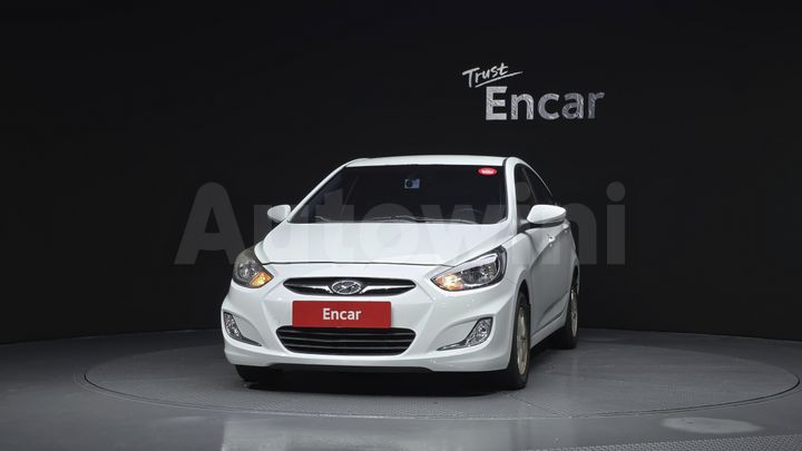 Hyundai Accent 2011 — 3