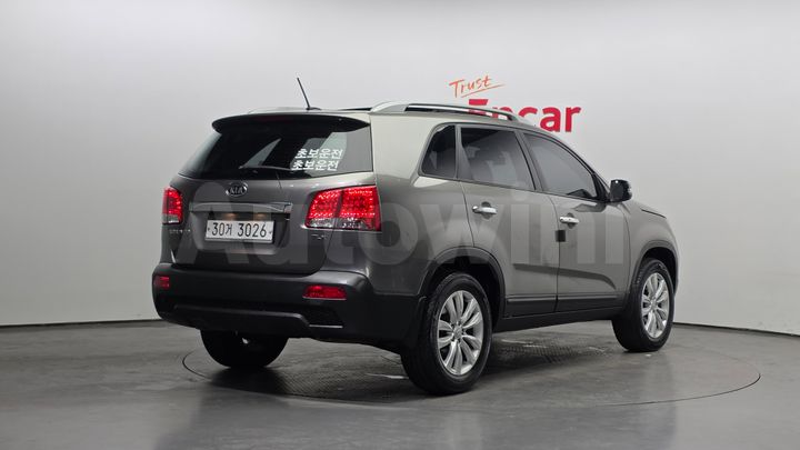 Kia Sorento 2010 — 2