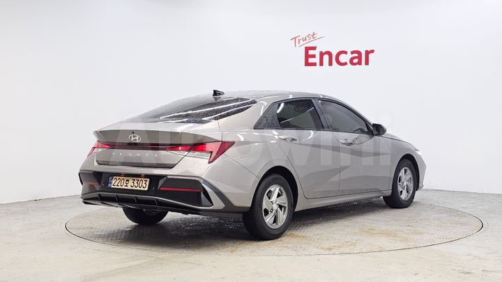 Hyundai Avante 2024 — 2