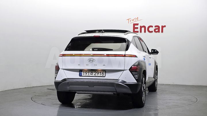 Hyundai Kona 2025 — 4