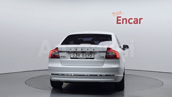 Volvo S80 2014 — 3