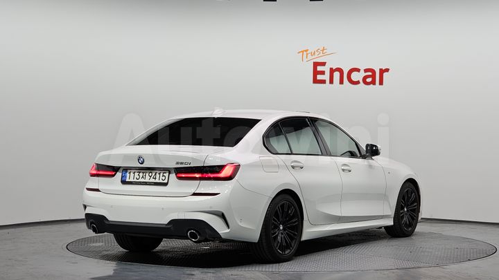 BMW 3 Series 2021 — 3