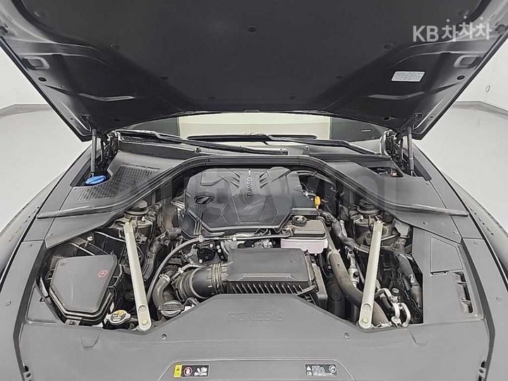 Genesis G80 2025 — 5