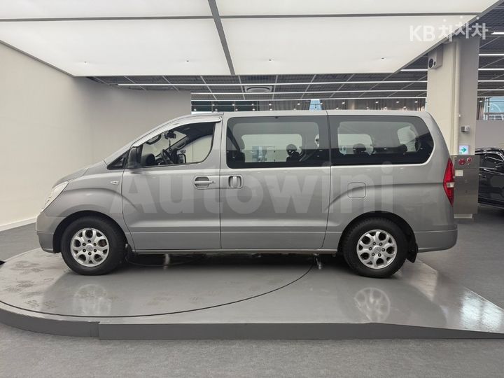 Hyundai Starex 2011 — 4