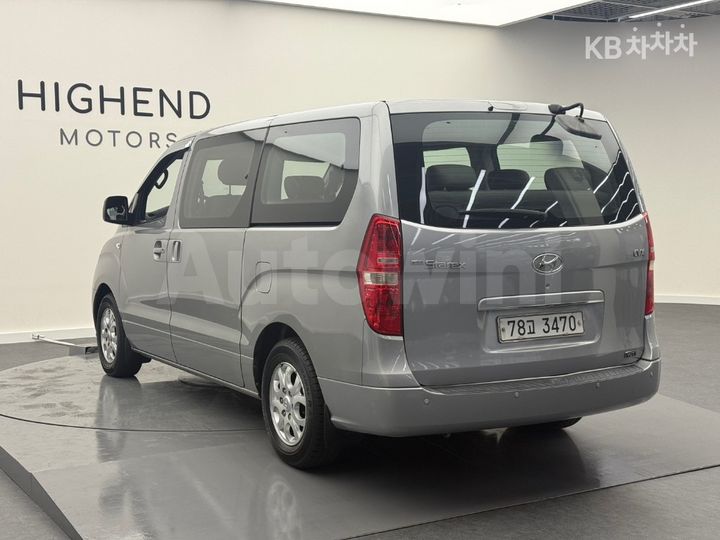 Hyundai Starex 2011 — 5