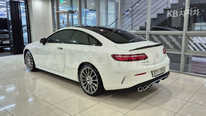 Mercedes Benz E Class 2020 — 3