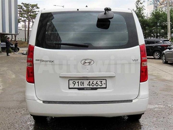 Hyundai Starex 2021 — 4