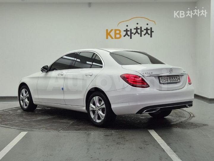 Mercedes Benz C Class 2016 — 3
