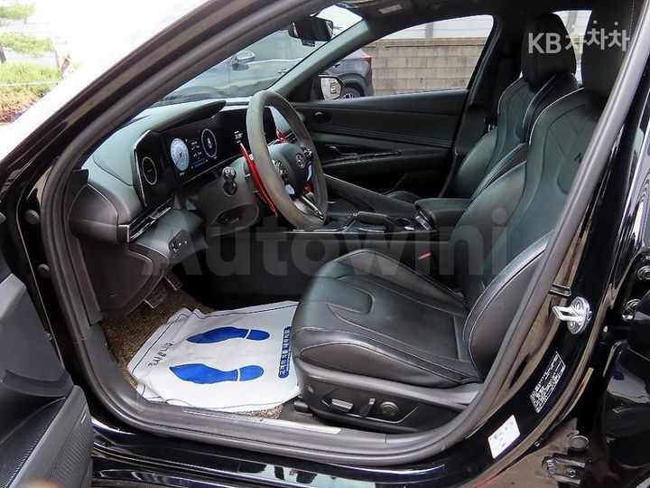 Hyundai Avante 2023 — 5