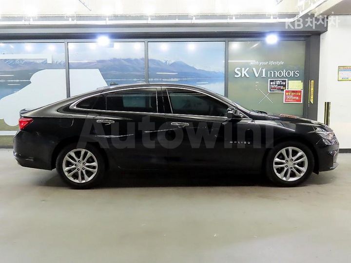 Chevrolet Malibu 2017 — 3