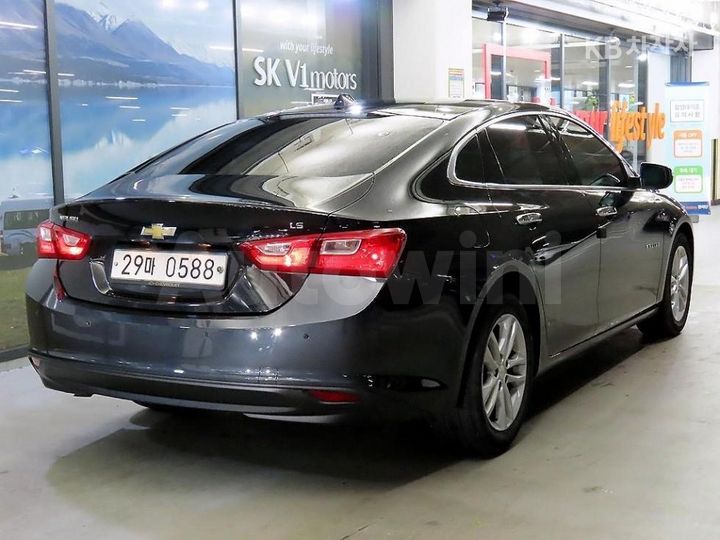 Chevrolet Malibu 2017 — 4