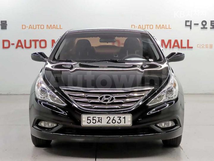 Hyundai Sonata 2011 — 2