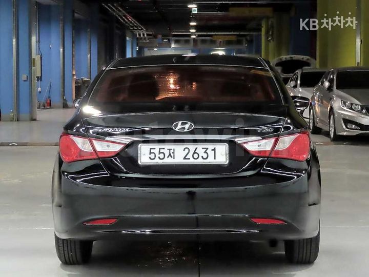 Hyundai Sonata 2011 — 3