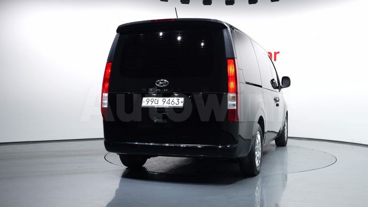 Hyundai Staria 2022 — 4