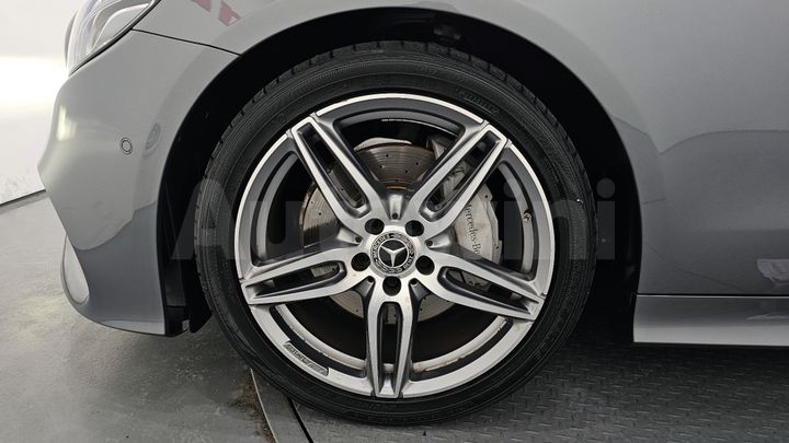 Mercedes Benz E Class 2019 — 5