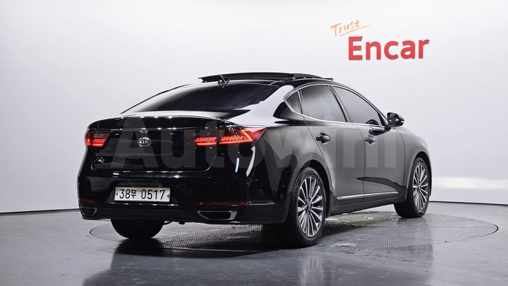Kia K7 2016 — 2