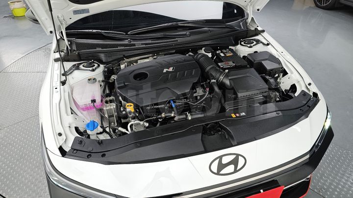 Hyundai Avante 2024 — 5