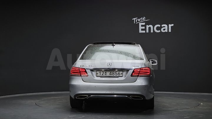 Mercedes-Benz E Class 2014 — 4