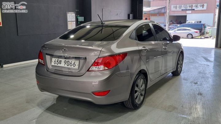 Hyundai Accent 2018 — 2