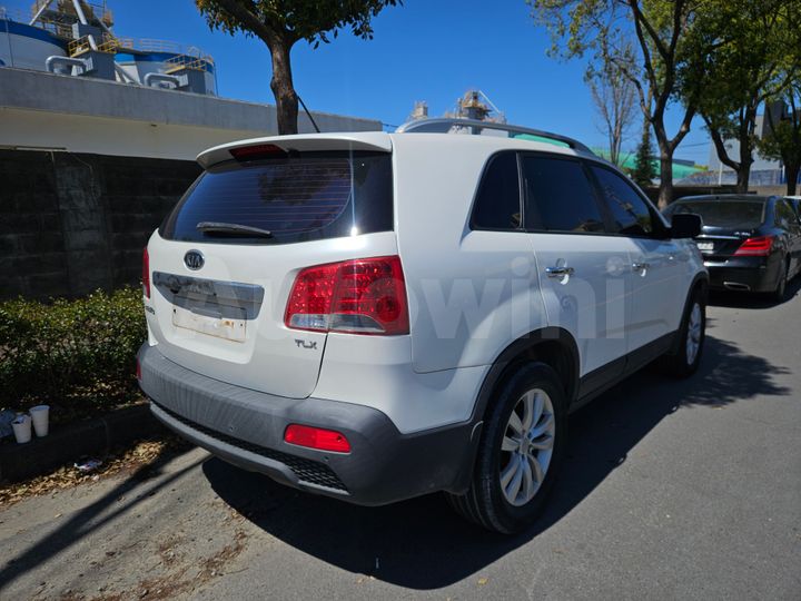 Kia Sorento 2010 — 5