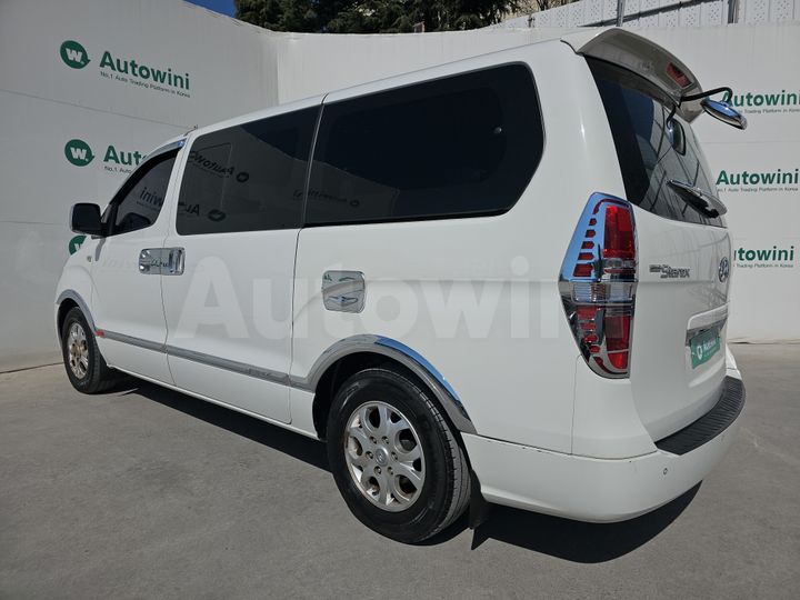 Hyundai Starex 2017 — 3