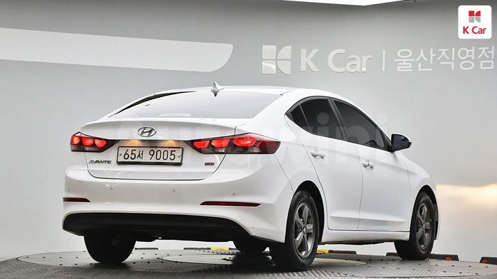 Hyundai Avante 2017 — 2