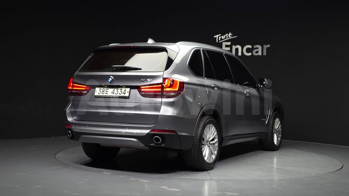 BMW X5 2016 — 2