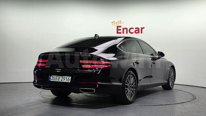 Genesis G80 2022 — 2