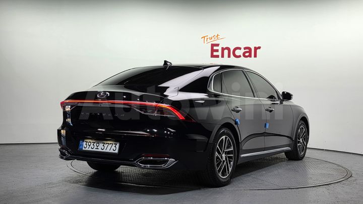 Hyundai Grandeur 2021 — 2
