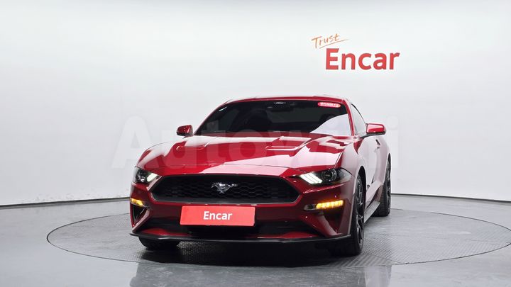 Ford Mustang 2023 — 3