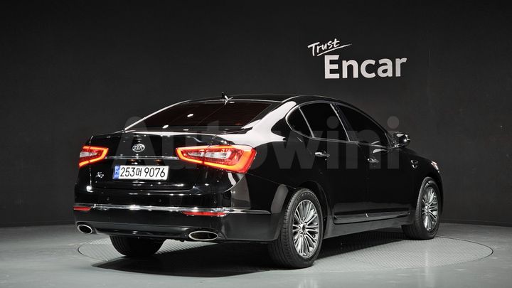 Kia K7 2015 — 2