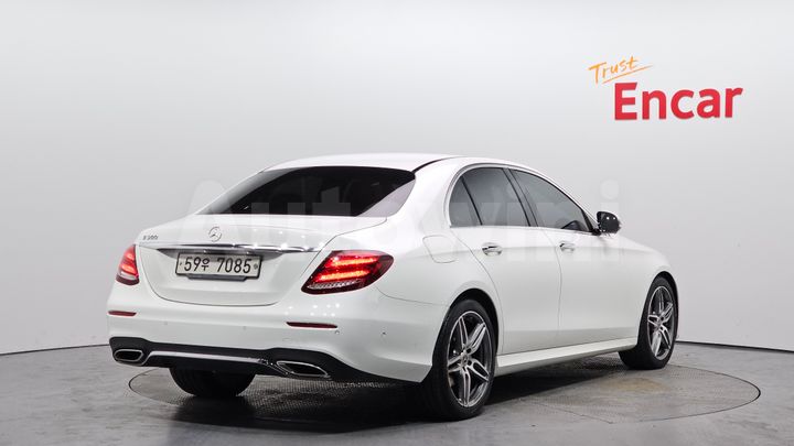 Mercedes Benz E Class 2019 — 2