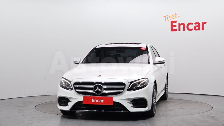 Mercedes Benz E Class 2019 — 3