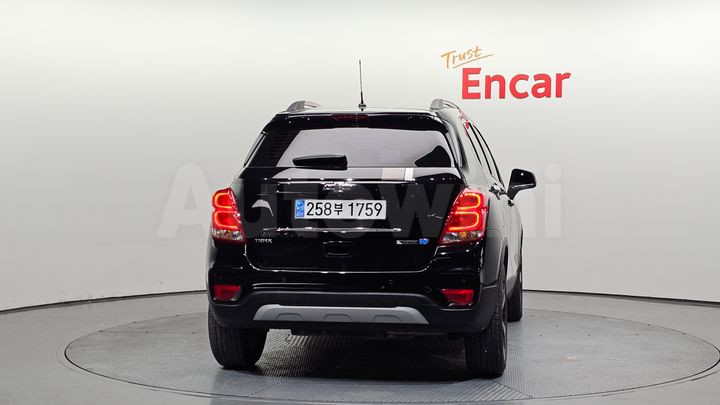 Chevrolet Trax 2018 — 4